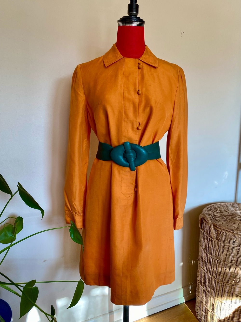 100% Silk Vintage 60s dress 🧡